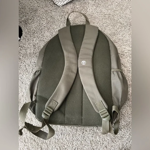 Backpack - Picture 2 of 3